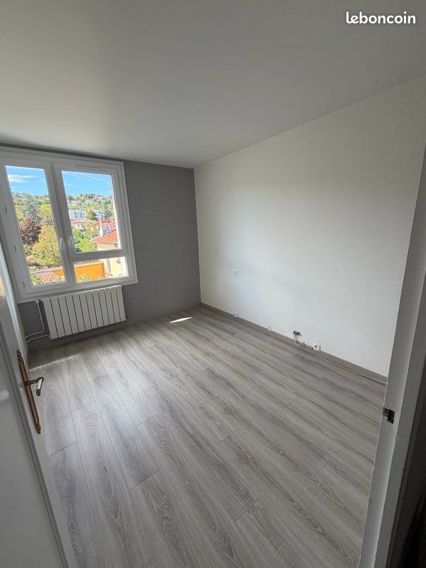 Appartement 4 pièces 90 m² · à Clermont-Ferrand · 90 m² · 195 000 €