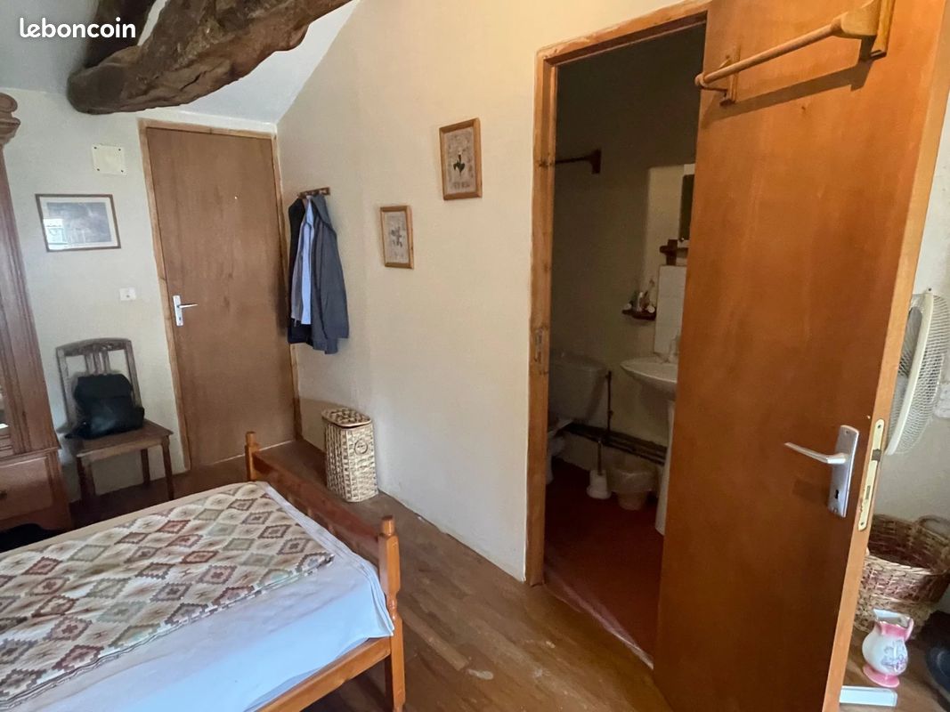 Maison 8 pièces 225 m² - Verdille 16140 (image principale 10)