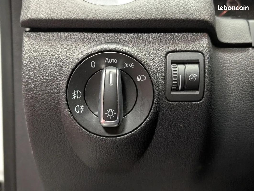 Volkswagen Tiguan 2.0 TDI 110 BLUEMOTION (image 15)