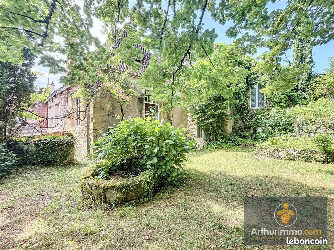 Maison 6 pièces 220 m² · à Le Bugue · 220 m² · 273 500 €