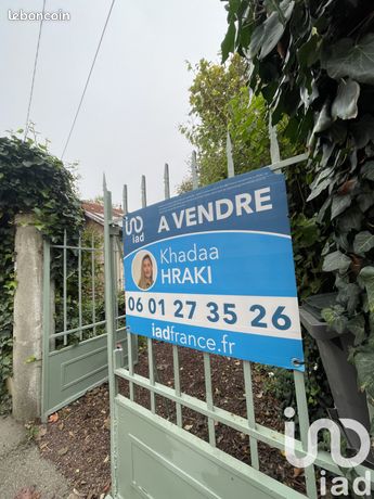 https://img.leboncoin.fr/api/v1/lbcpb1/images/e5/c2/3c/e5c23cf0ddd5c872795df7ac8be1f30b94db3082.jpg?rule=ad-image
