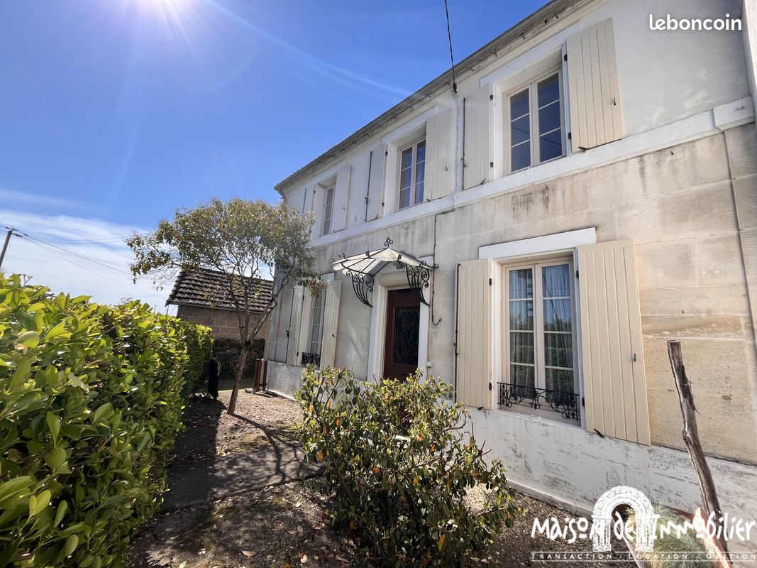 Maison 6 pièces 138 m² · à Cognac · 138 m² · 246 100 €