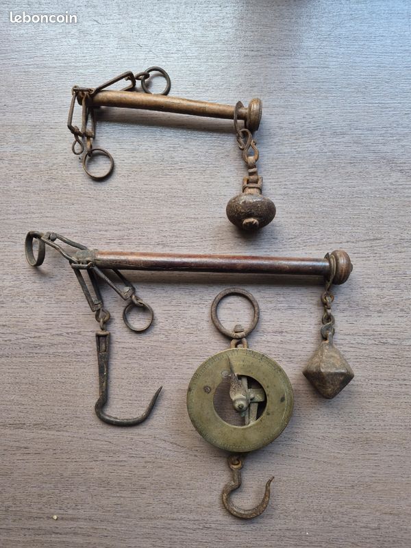 Lot de Balance romaine du XVIIIème siècle (image 1)