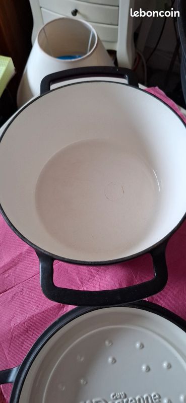 Petite cocotte en fonte Guy Degrenne (image 3)