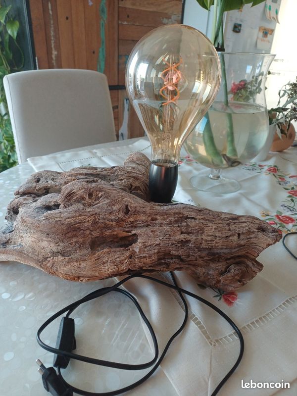 Lampe sans ampoule (image 1)