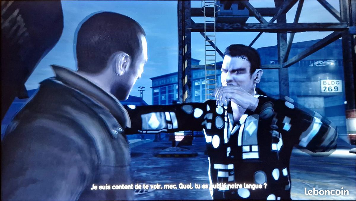 Grand Theft Auto IV (Platinum) (PS3) (image 13)