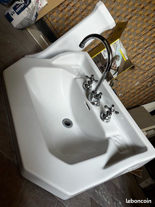 Lavabo faïence blanc vintage 1957 (image 1)
