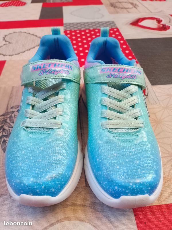 Basket Skechers s-lights fille pointure 31 (image 1)
