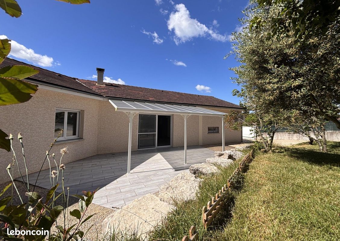 Maison 5 pièces 115 m² · à Saint-Hilaire-de-la-Côte · 115 m² · 329 000 €