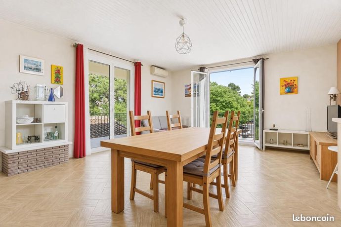 Maison 9 pièces 246 m²