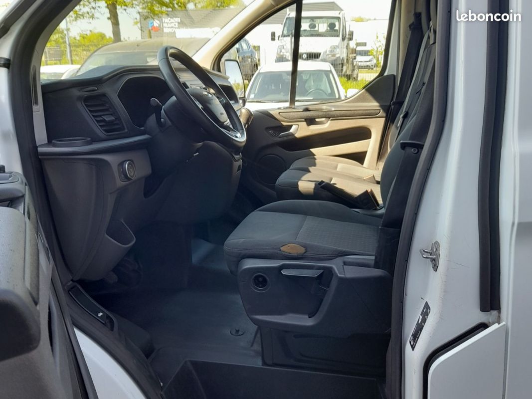 Ford transit custom cabine approfondie 6 places l2h1 130cv trend business prix 19000 euros ht (image 16)
