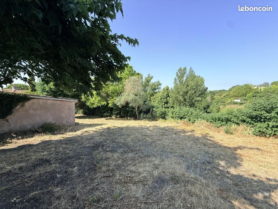 Terrain 376 m² Mons · 100 000 €