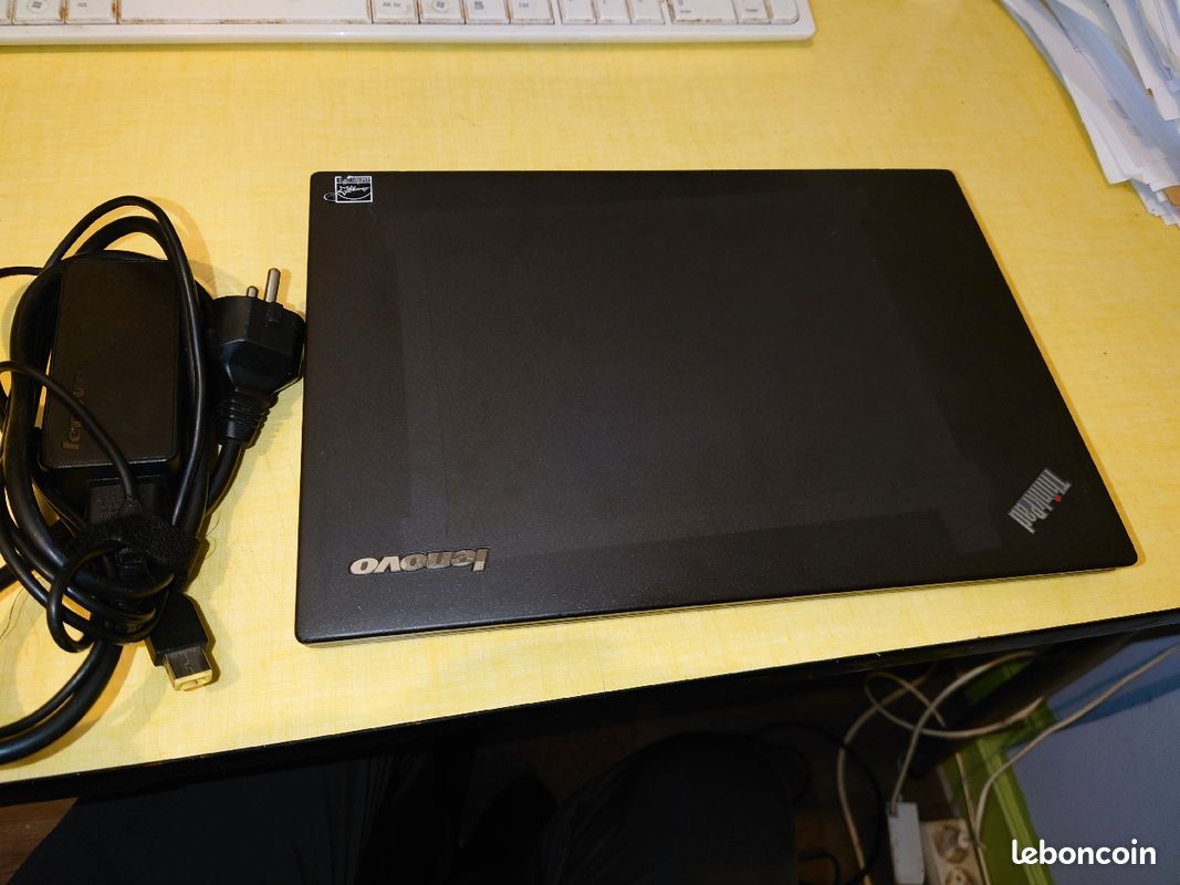 Lenovo thinkpad x 250, ram 4 go, HDD 450go, i5-5ieme génération (image 3)