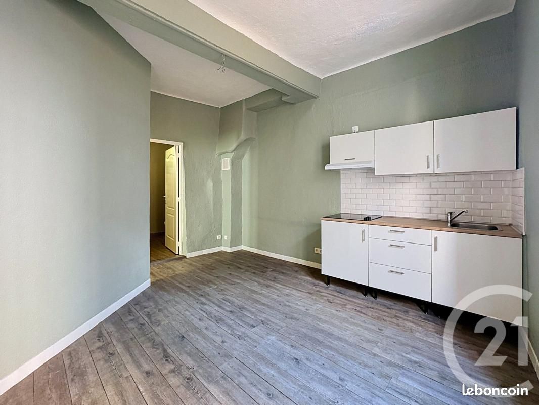 Appartement 2 pièces 26 m² · à Saint-Maximin-la-Sainte-Baume · 26 m² · 85 000 €