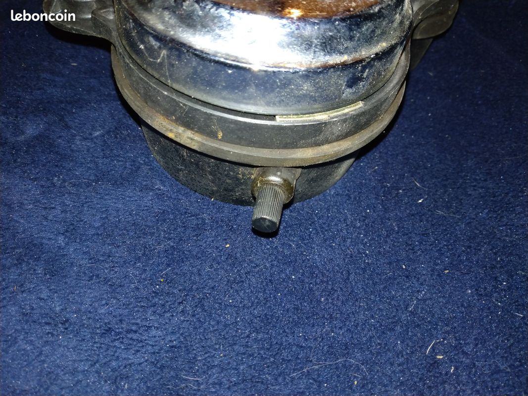 Compteur compte tour mano neiman de Suzuki gt 750 (image 3)