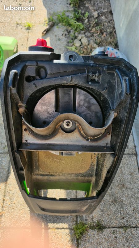 Broyeur de végétaux Florabest 2400W – Lame récente (image 5)