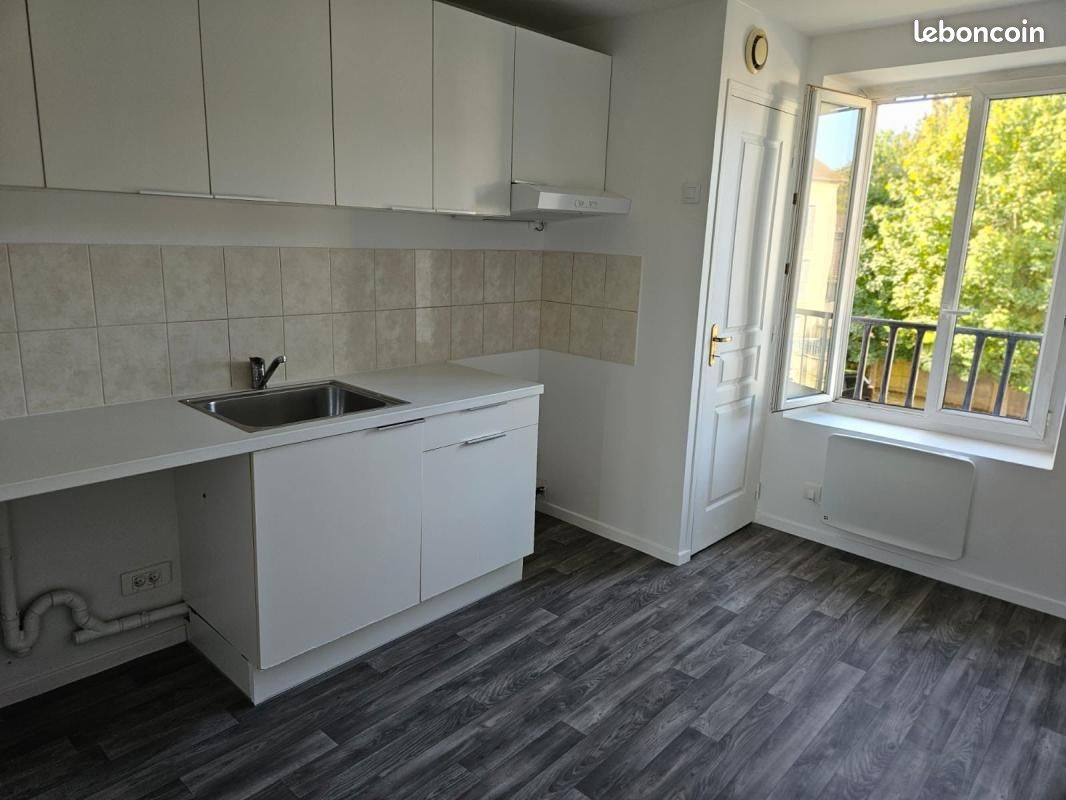 Appartement 4 pièces 80 m² · à La Ferté-sous-Jouarre · 80 m² · 950 €/mois