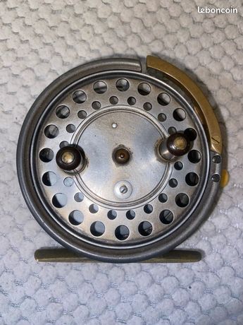 Ancien moulinet de pêche à la mouche à identifier