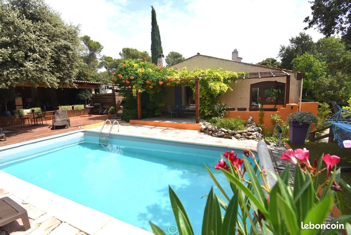 Maison 8 pièces 145 m² · à Saint-Maximin-la-Sainte-Baume · 145 m² · 570 000 €
