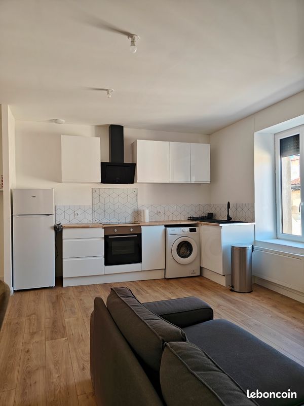 Appartement 2 pièces 40 m² · à Saint-Just-Saint-Rambert · 40 m² · 650 €