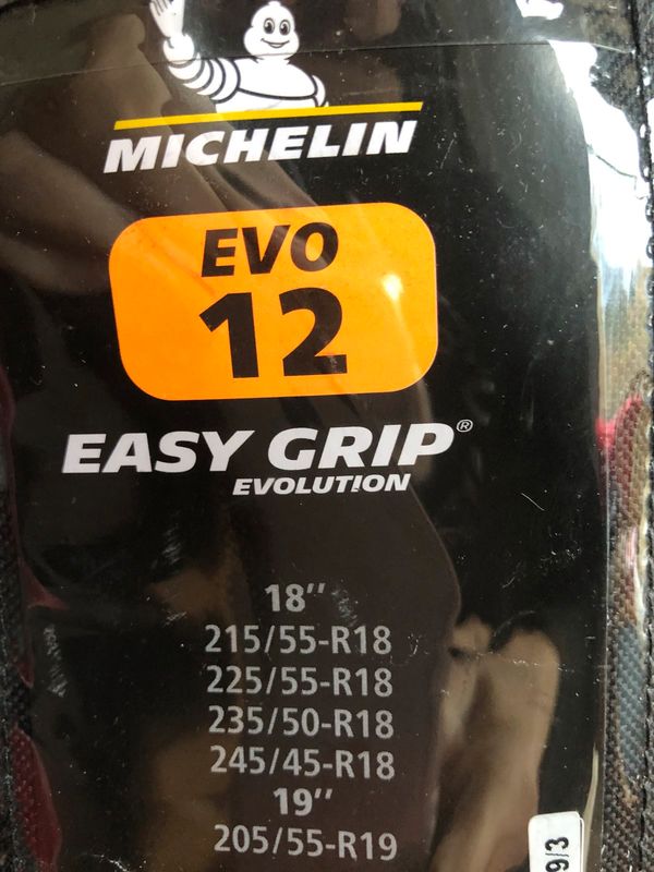 Chaine neige Michelin chaussette EasyGrip Evo - 215 / 55 R 18