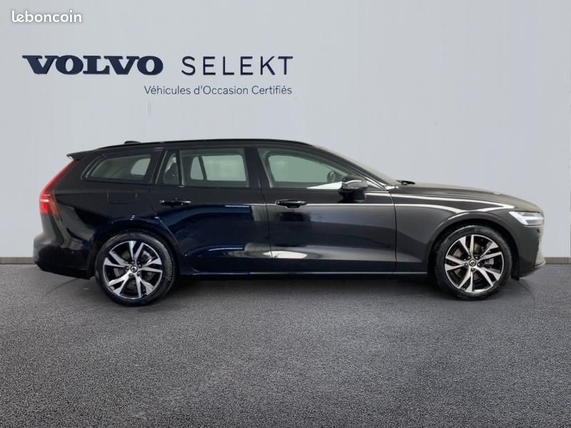 Volvo V60 B4 197ch Ultra Style Dark DCT 7 (image 4)