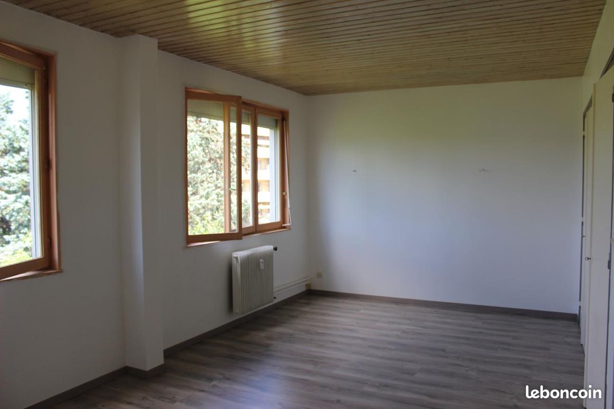 Appartement a louer lons-le-saunier - 1 pièce(s) - 30 m2 - Surfyn