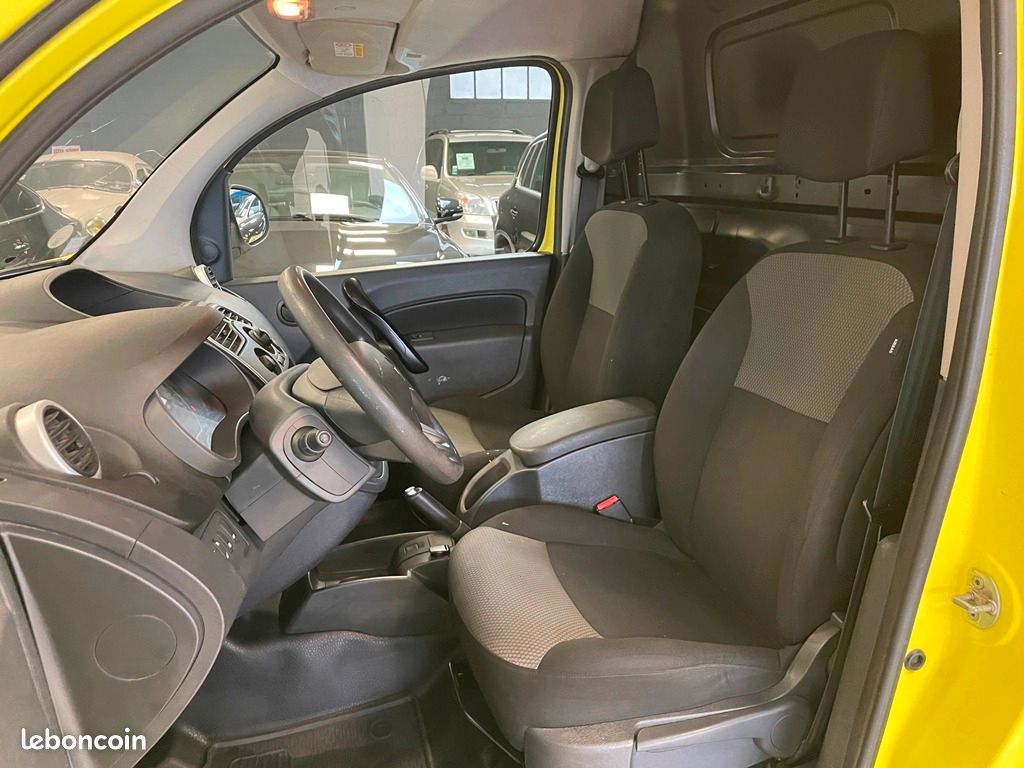 Renault KANGOO 1.5 BLUE DCI 95CH GRAND CONFORT - 2020 (image 9)