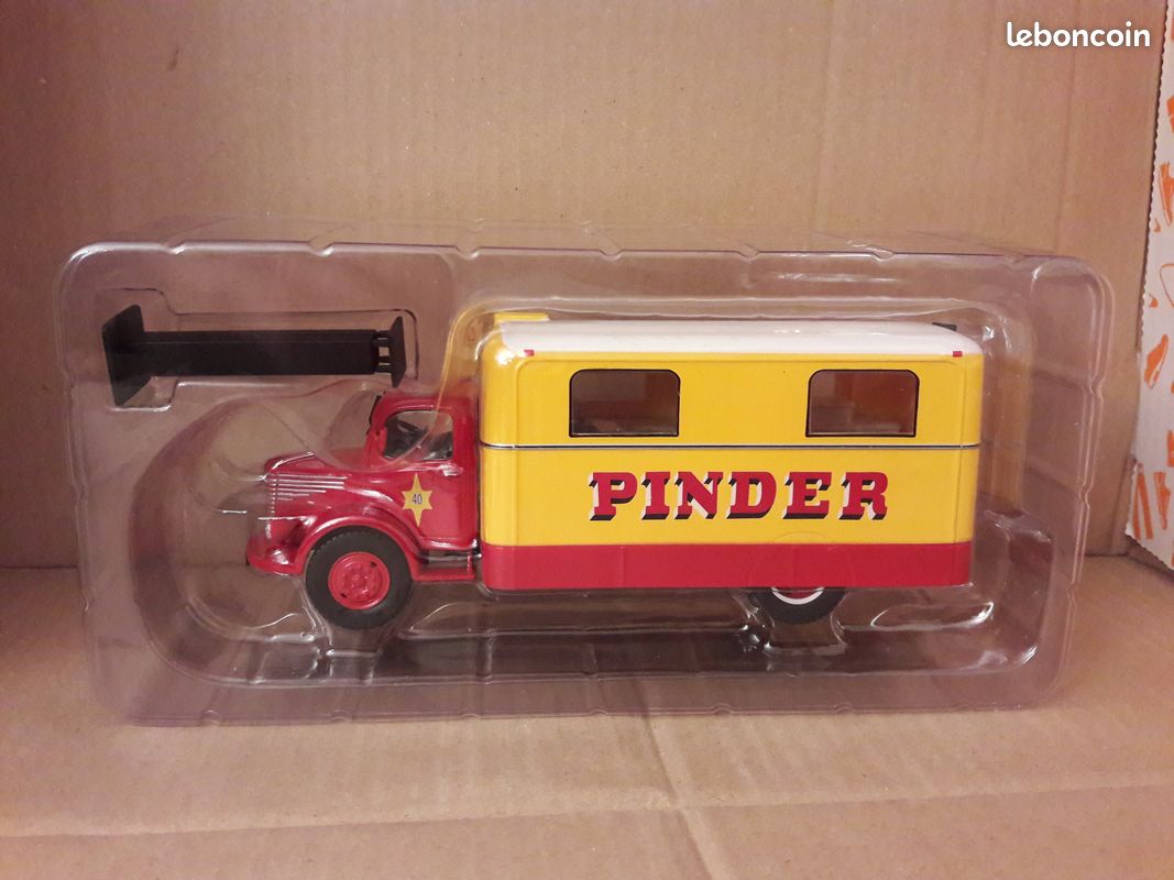 Camion Pinder Unic ZU 151 Fourgon Cuisine 1951 (image 1)