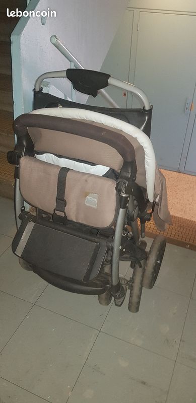 Poussette avec cousi (image 1)
