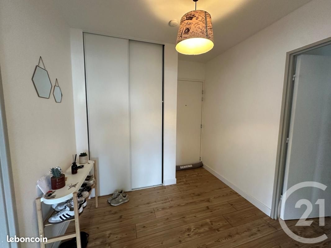 Appartement a louer saint-lo - 4 pièce(s) - 84 m2 - Surfyn