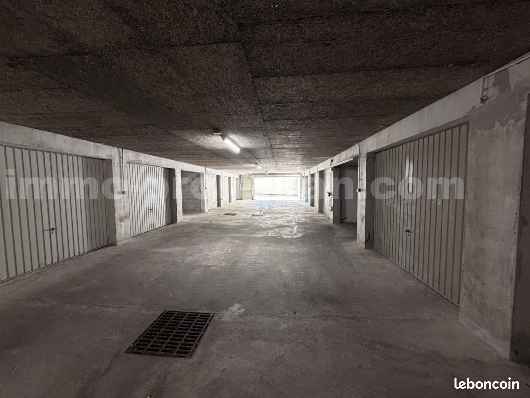 Parking 14 m² · à Annecy · 14 m² · 35 000 €