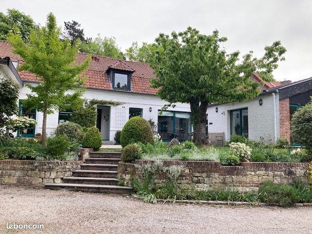 Maison 11 pièces 279 m² · à Gruson · 279 m² · 885 000 €