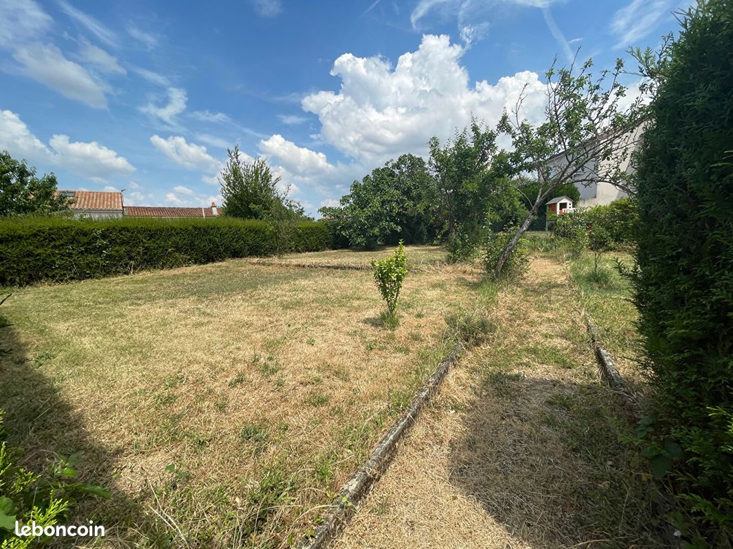 Pavillon 6 pièces 160 m² - Buxerolles 86180 (image principale 15)