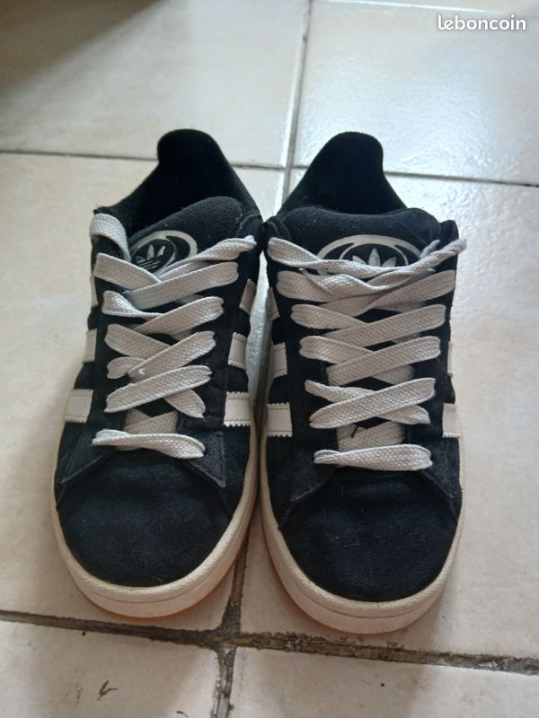 Paire de chaussure (image 4)