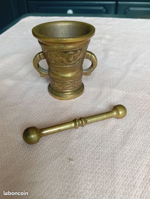 Mortier avec pilon (image 2)