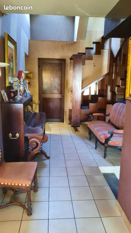 Maison 9 pièces 194 m² · à Mittelhausbergen · 194 m² · 785 000 €