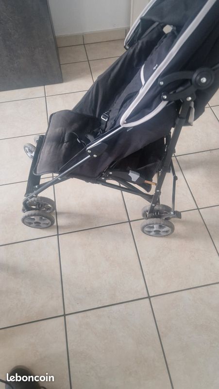 Poussette trottine (image 2)