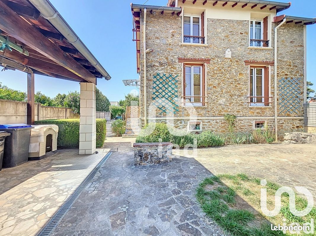 Maison 5 pièces 110 m² · à Gretz-Armainvilliers · 110 m² · 299 000 €