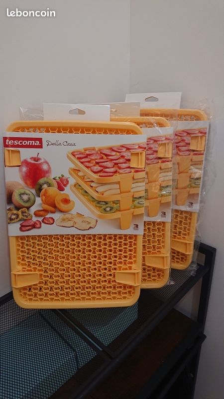 Lot de grilles de séchage empilable pour les fruits et légumes séchées (image 1)