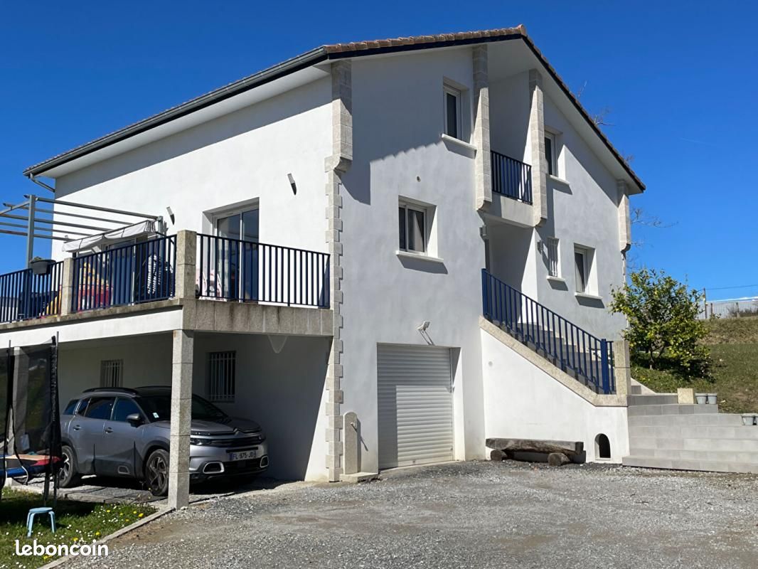 Maison 9 pièces 167 m² - Urcuit 64990 (image principale 5)