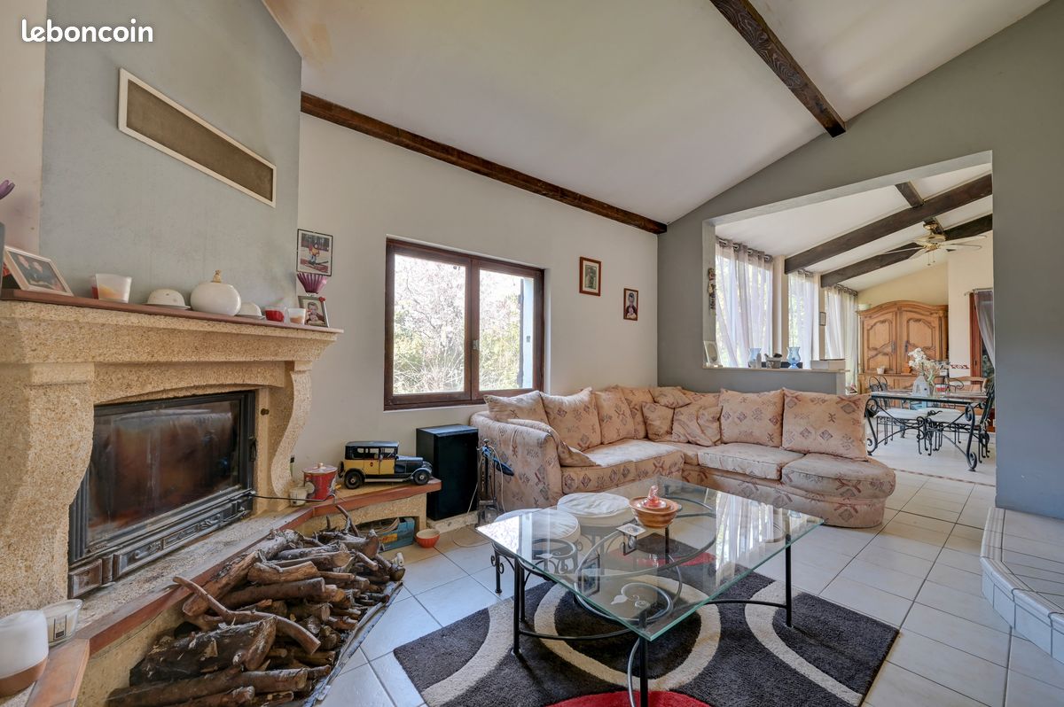 Maison 6 pièces 111 m² · à Belcodène · 111 m² · 475 000 €