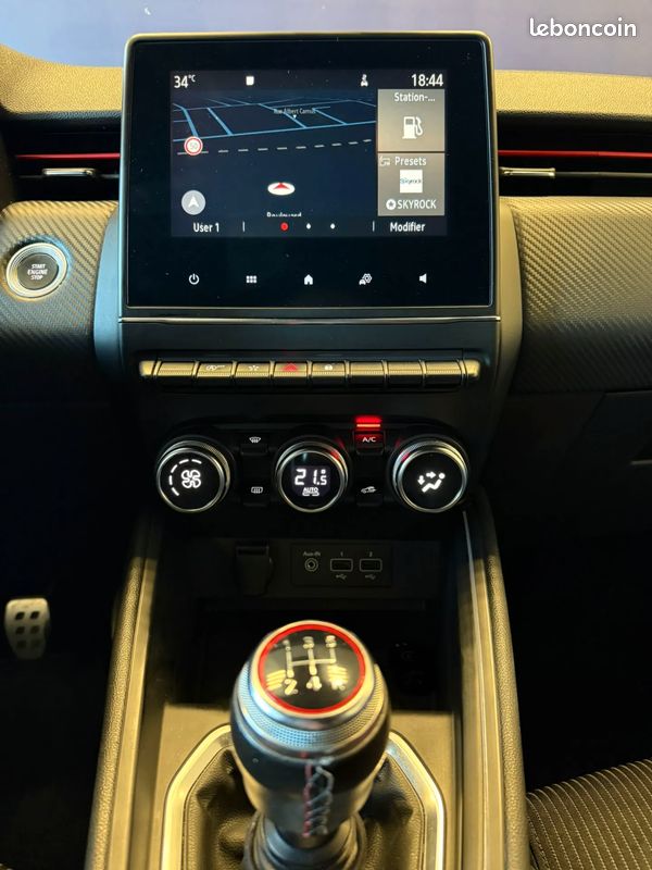 RENAULT Clio V 1.0 100ch RS Line - 2020 - CarPlay - LED - Sièges sport (image 17)