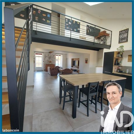 Grange 10 pièces 252 m²