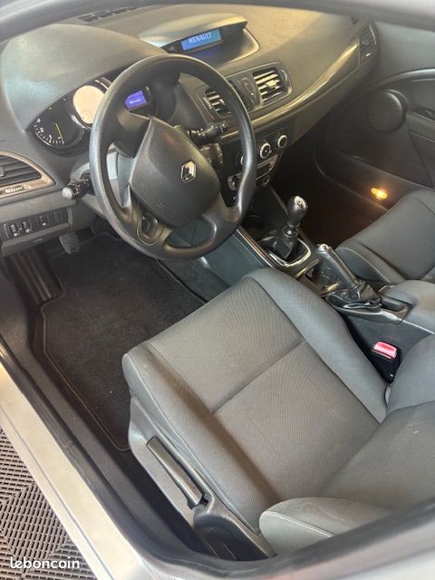 Renault Megane 1.5 dCi 110 FAP Expression (image 5)