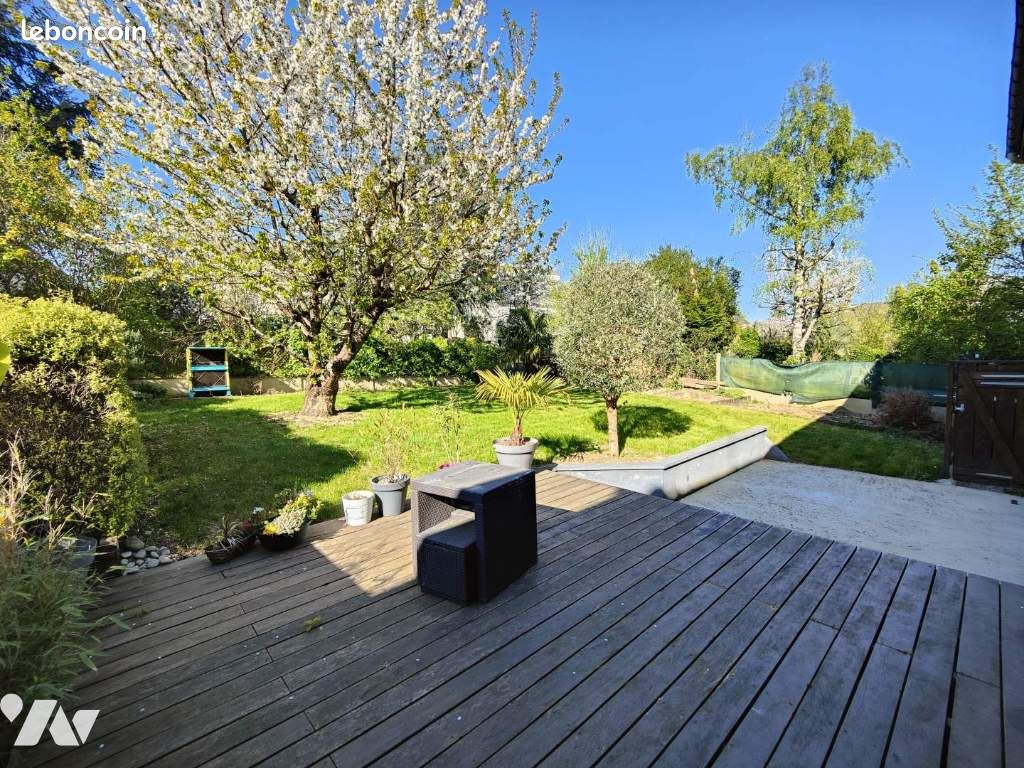 Maison 8 pièces 157 m² · à Bruz · 157 m² · 358 800 €