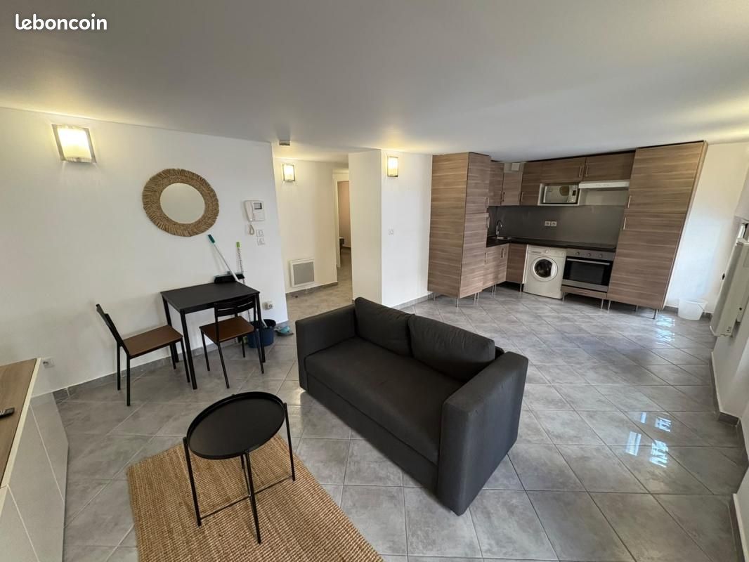 Appartement 2 pièces 43 m² · à Marseille · 43 m² · 898 €