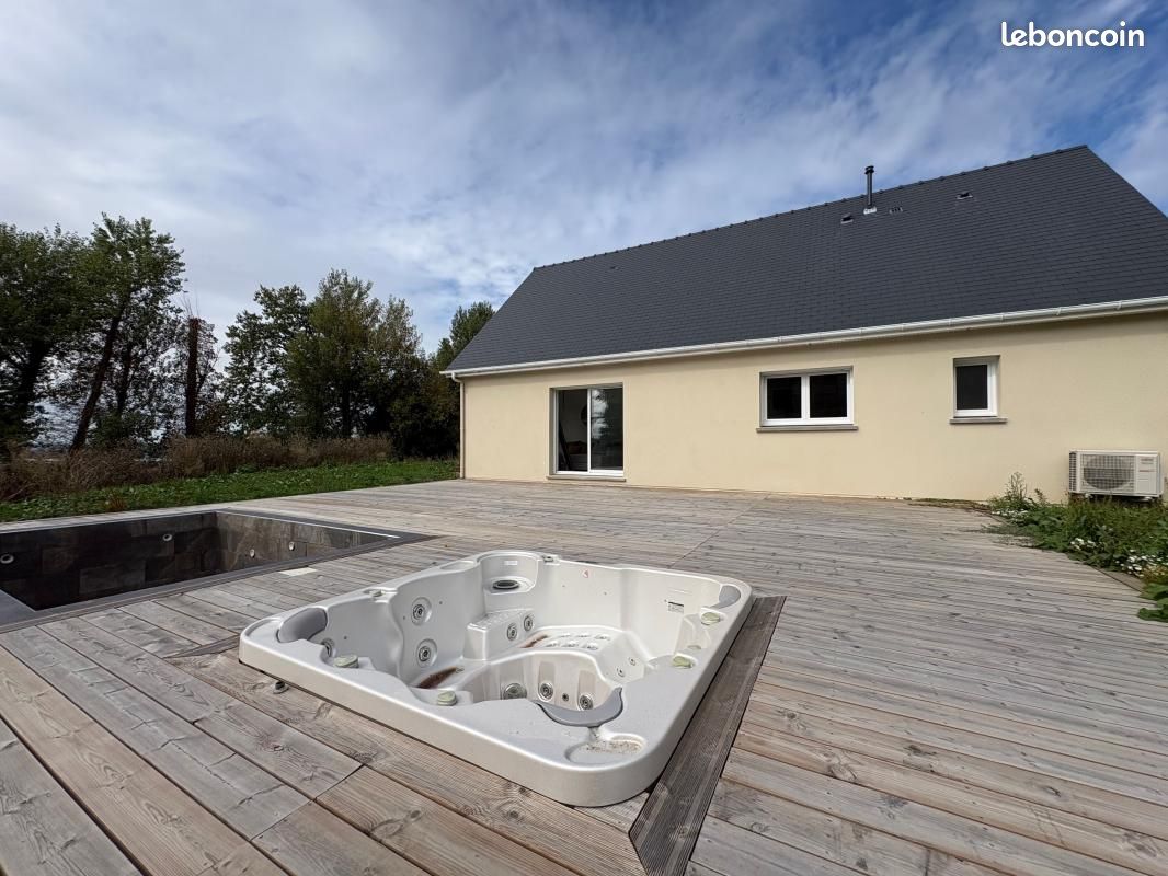Maison 4 pièces 90 m² · à Saint-Samson-de-la-Roque · 90 m² · 245 000 €