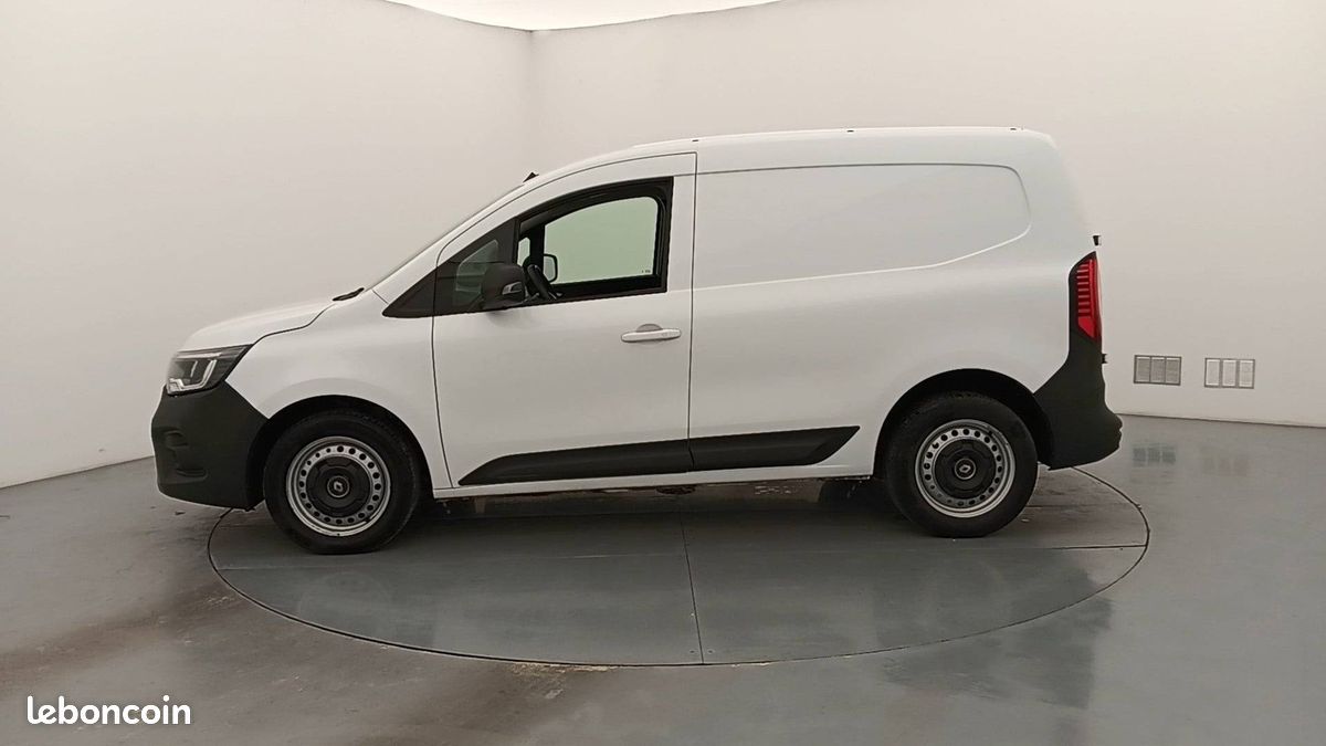 Renault kangoo van blue dci 95 extra 22 (image 16)