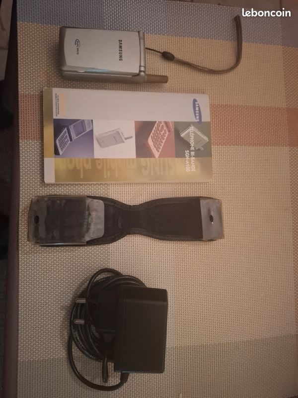 Portable Vintage samsung (image 1)